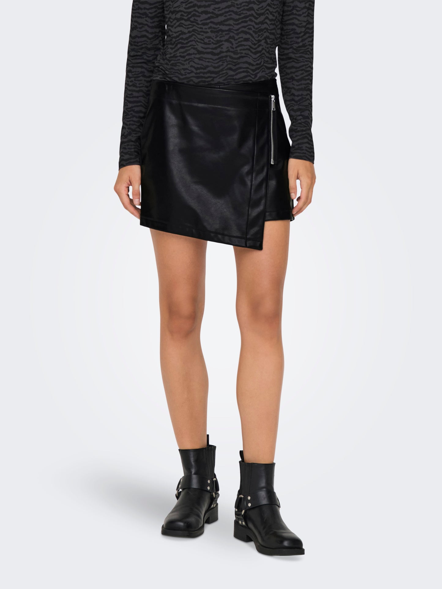 ONLCOLLIE HW FAUX LEATHER SKORT PNT