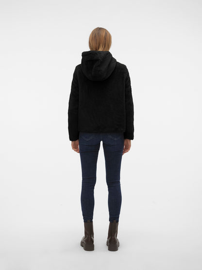 Giacca Vmsonjahoodie Short Faux Fur Jacket Boos Vero Moda