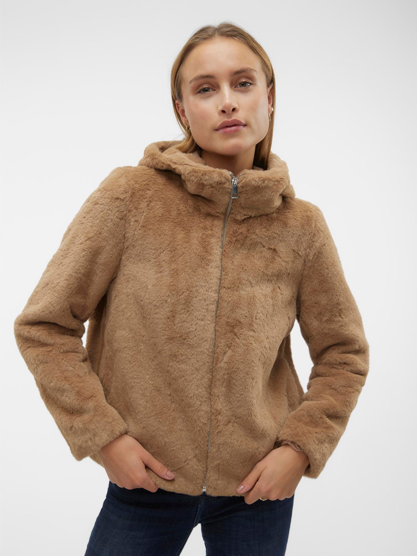 Giacca Vmsonjahoodie Short Faux Fur Jacket Boos Vero Moda