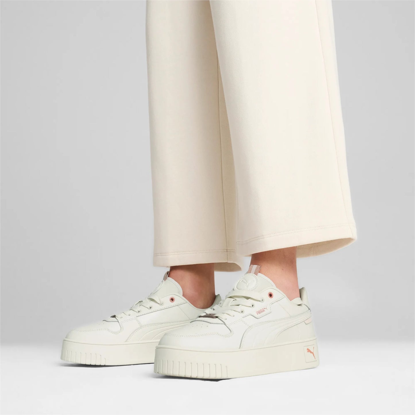 SNEAKERS - PUMA SNEAKERS CARINA STREET LUX